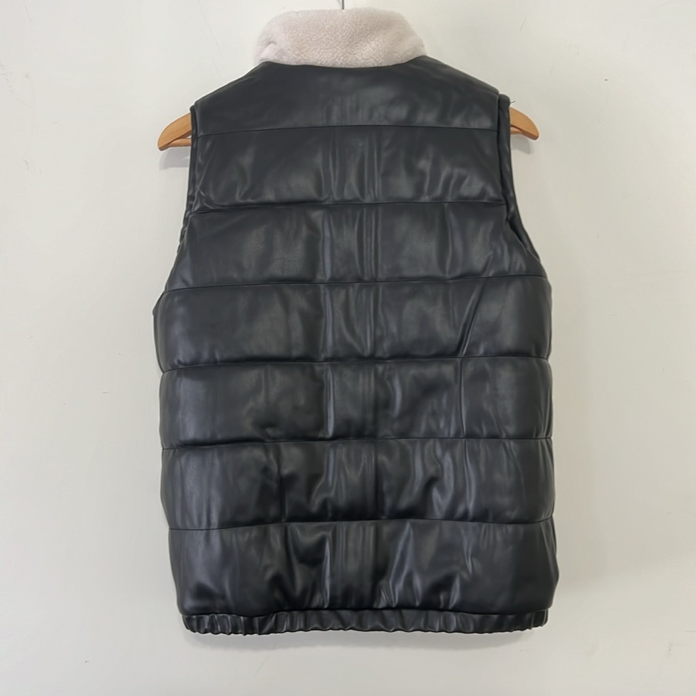 NWT Rebecca Minkoff Vegan Leather Reversible Vest Size M - Picture 2 of 8